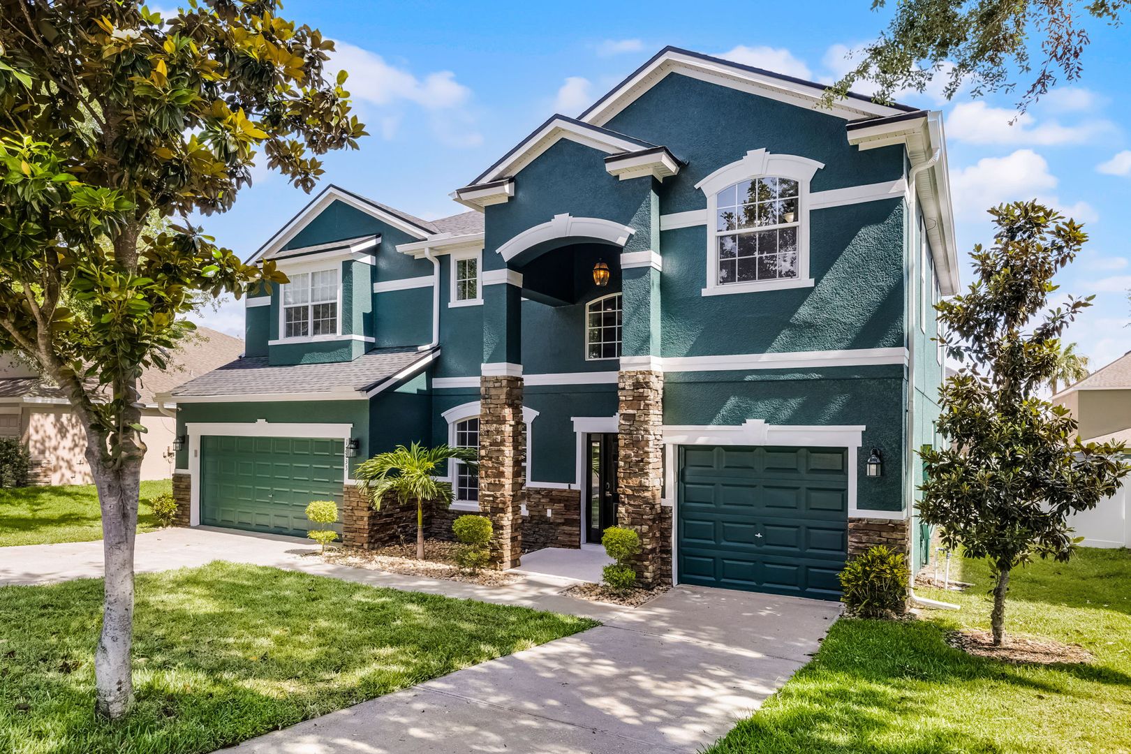 Clermont House: 12833 Hyland Lane