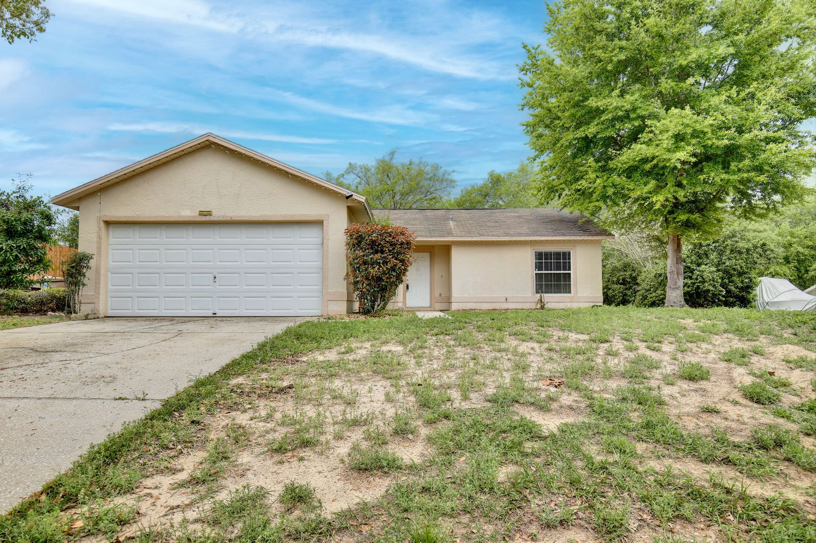 Clermont House: 10819 Siena Drive