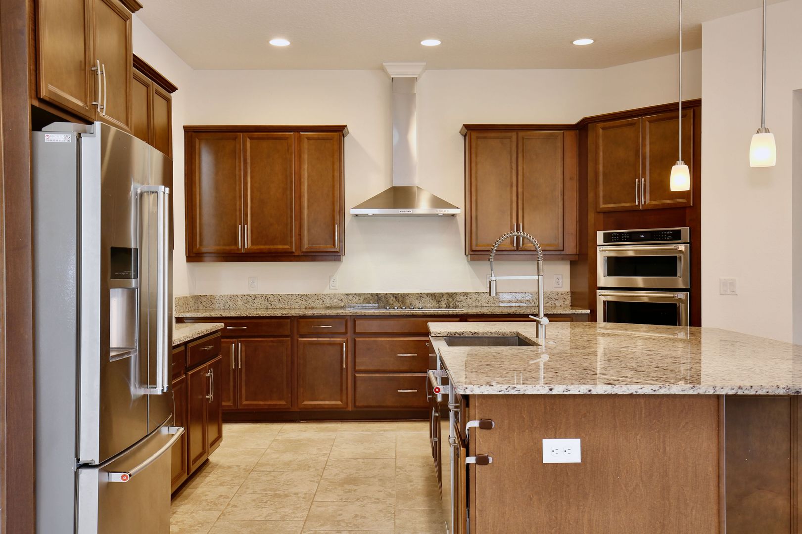 MOBBERLEY CIR 10822 7 of 12