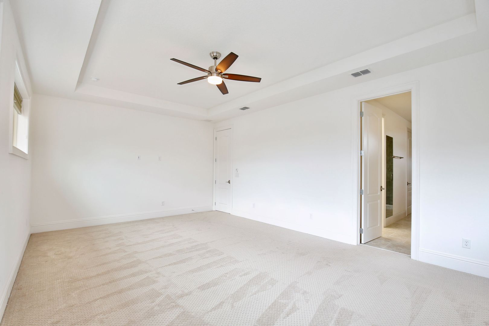 MOBBERLEY CIR 10822 36 of 73
