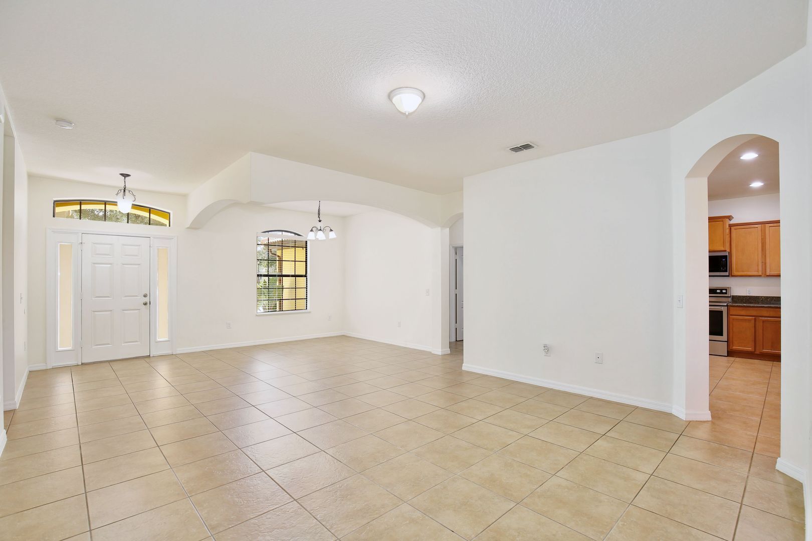COASTAL BREEZE DR. 3908 4 of 12