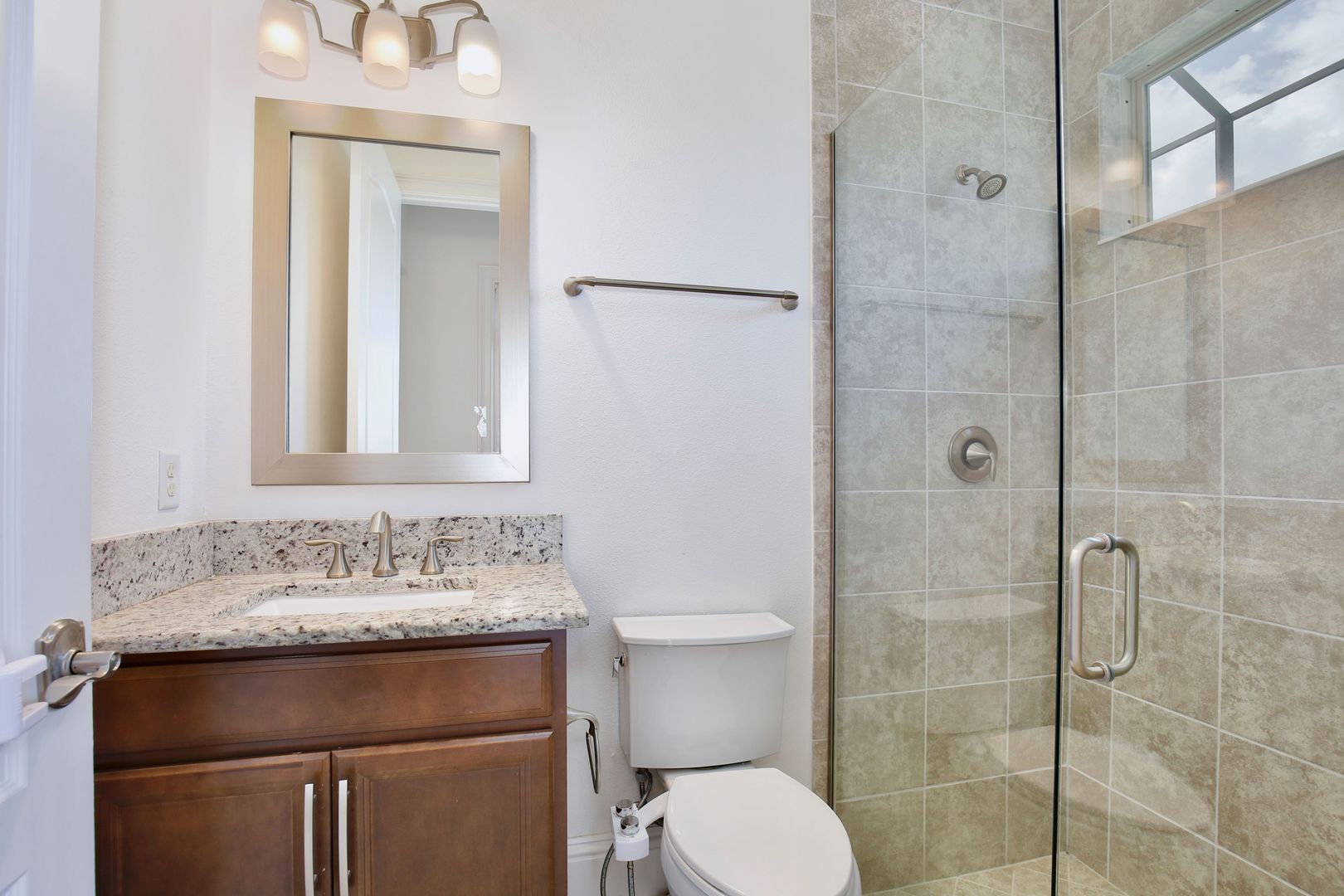 MOBBERLEY CIR 10822 11 of 12