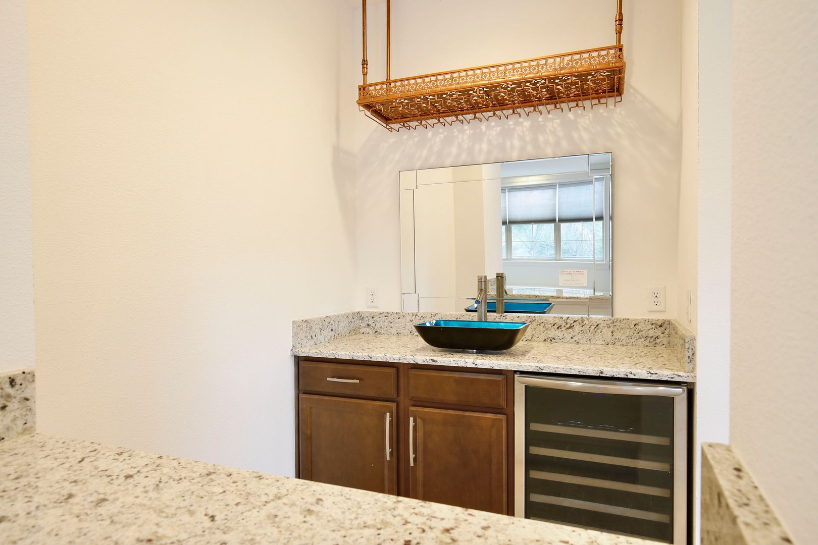 MOBBERLEY CIR 10822 30 of 73