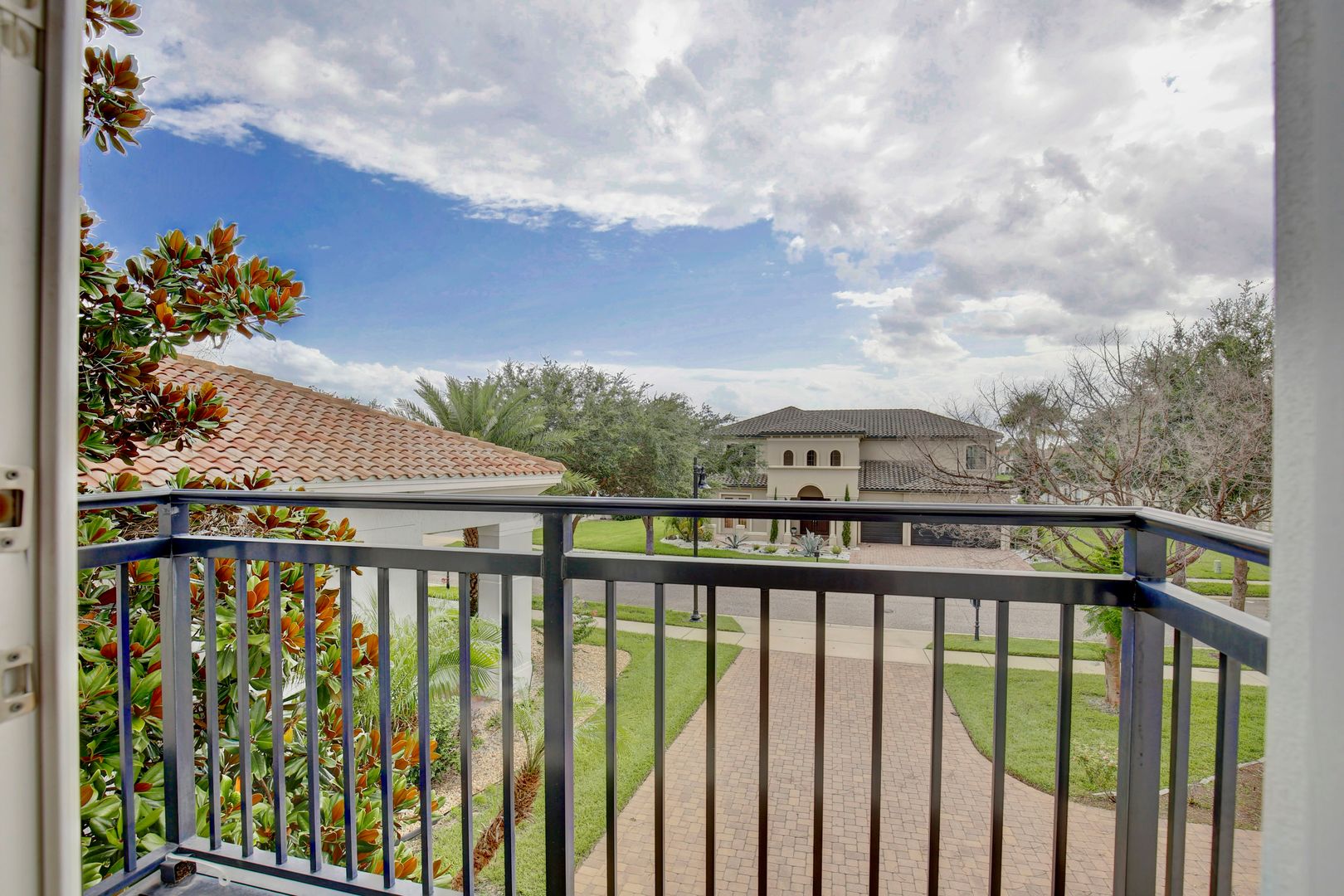 MOBBERLEY CIR 10822 52 of 73