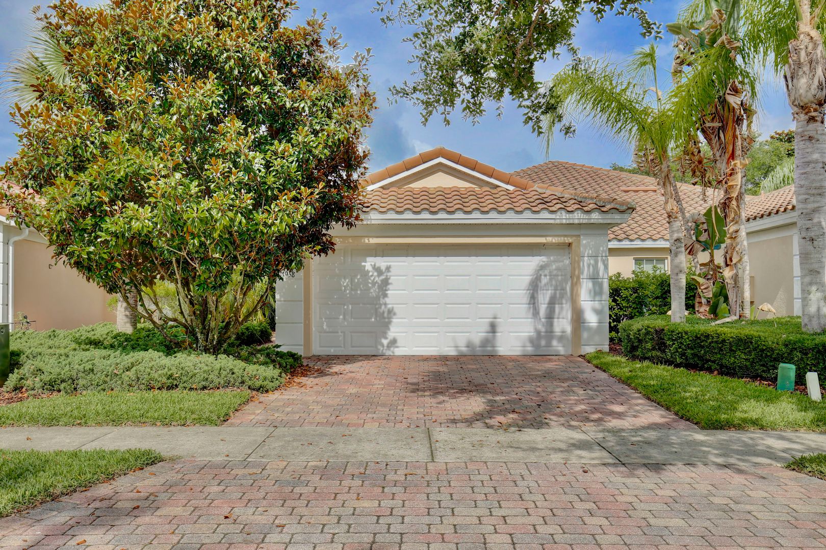 Orlando House: 11958 Inagua Drive
