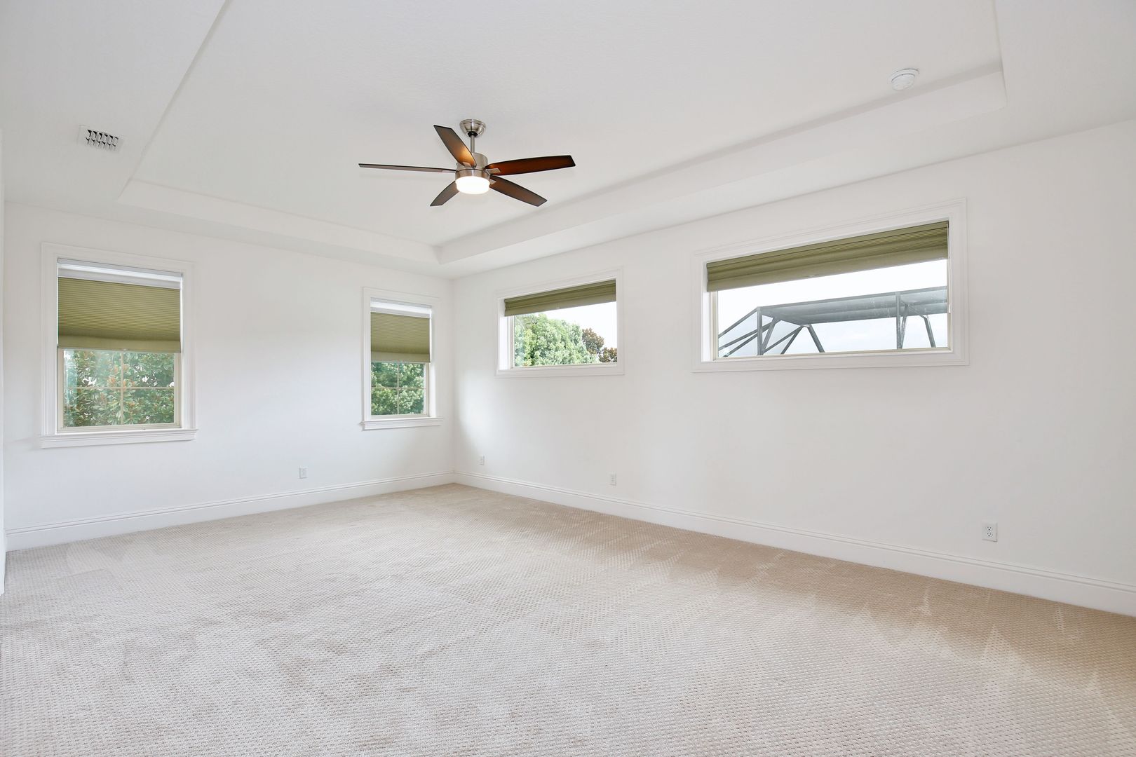 MOBBERLEY CIR 10822 34 of 73