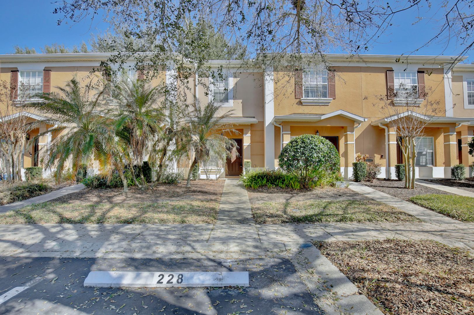 Davenport House: 228 Weymouth Drive