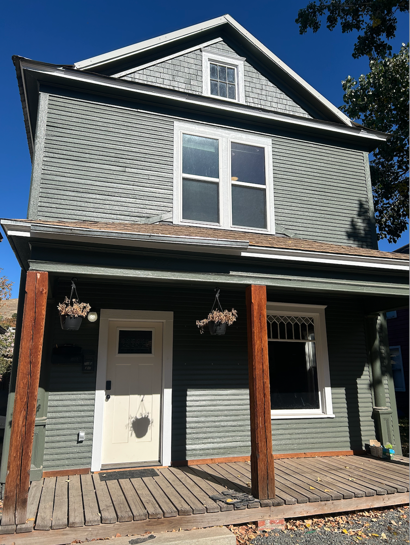 Missoula House: 232 N 1st St W