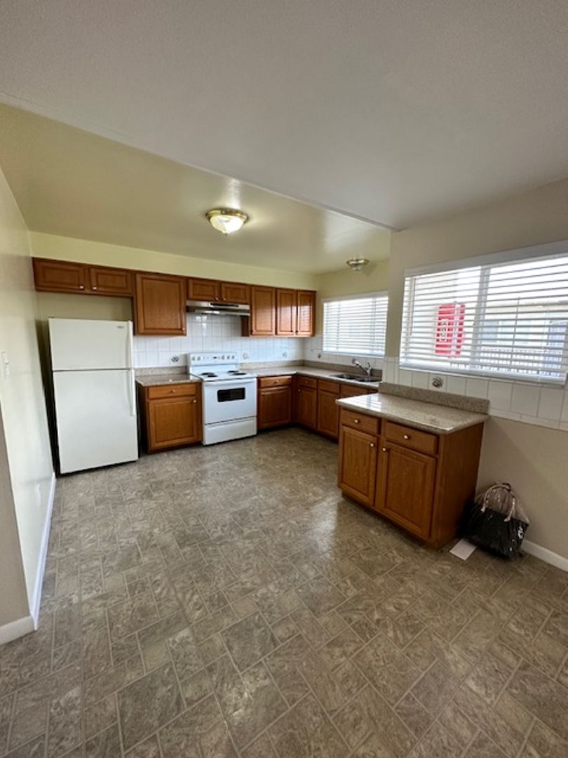 Torrance Apartment: 22003 South Vermont Ave