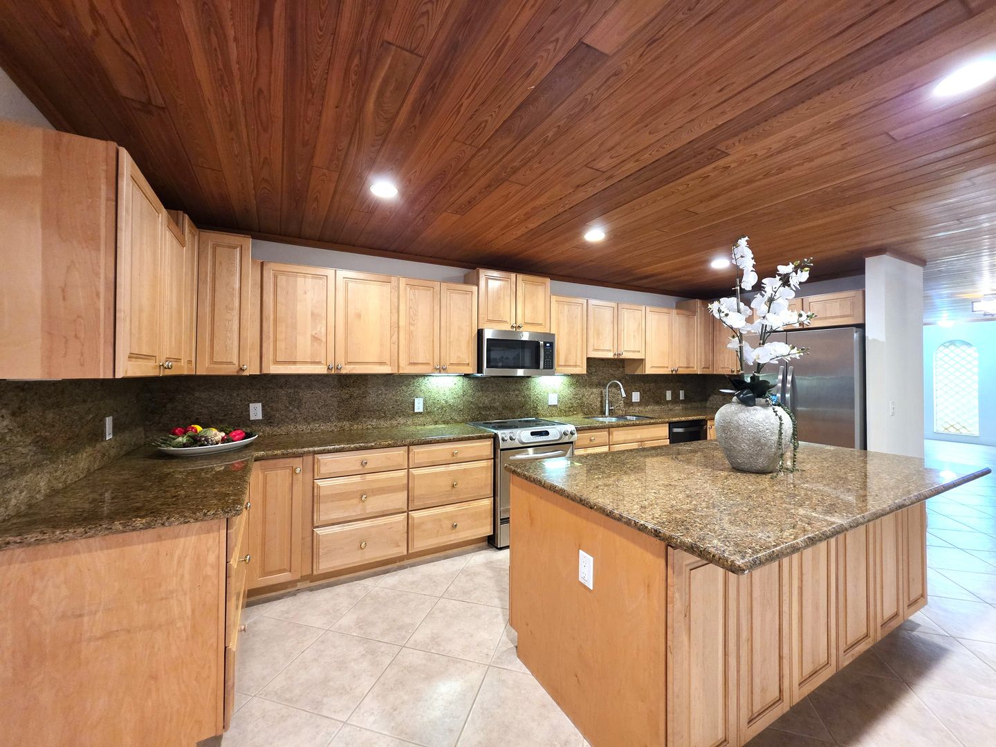 OOH LA LA ! 1903 Robalo Dr. 10 of 12