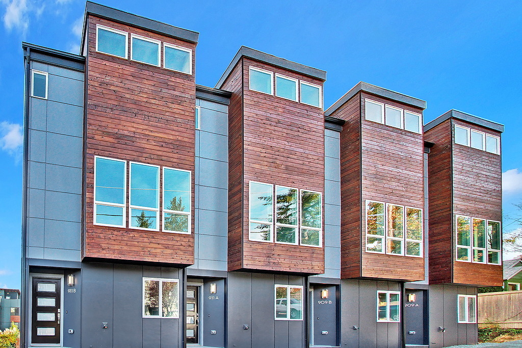 Seattle Townhome: 911-A N 104th St