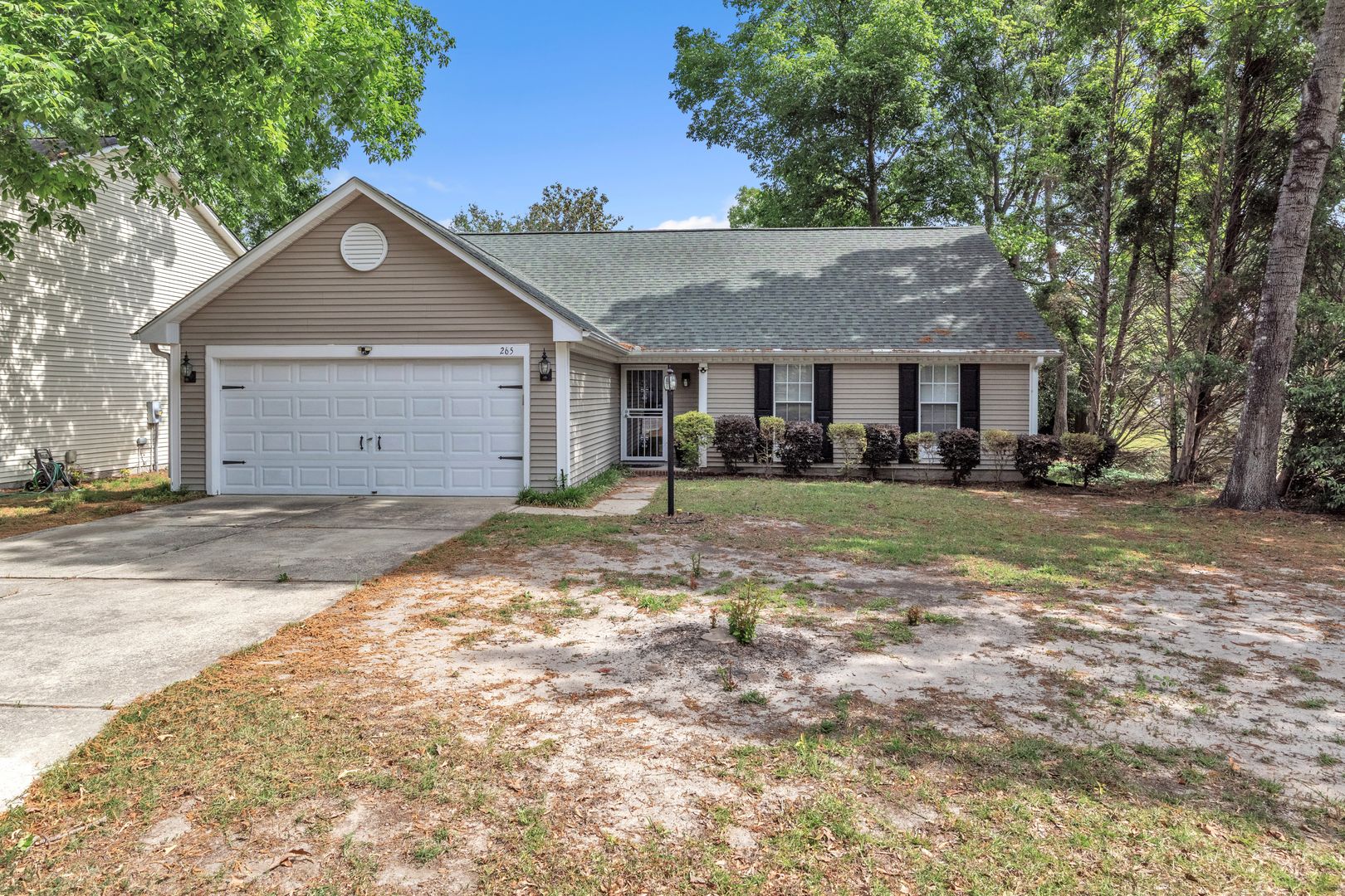 Goose Creek House: 265 Okehampton Drive