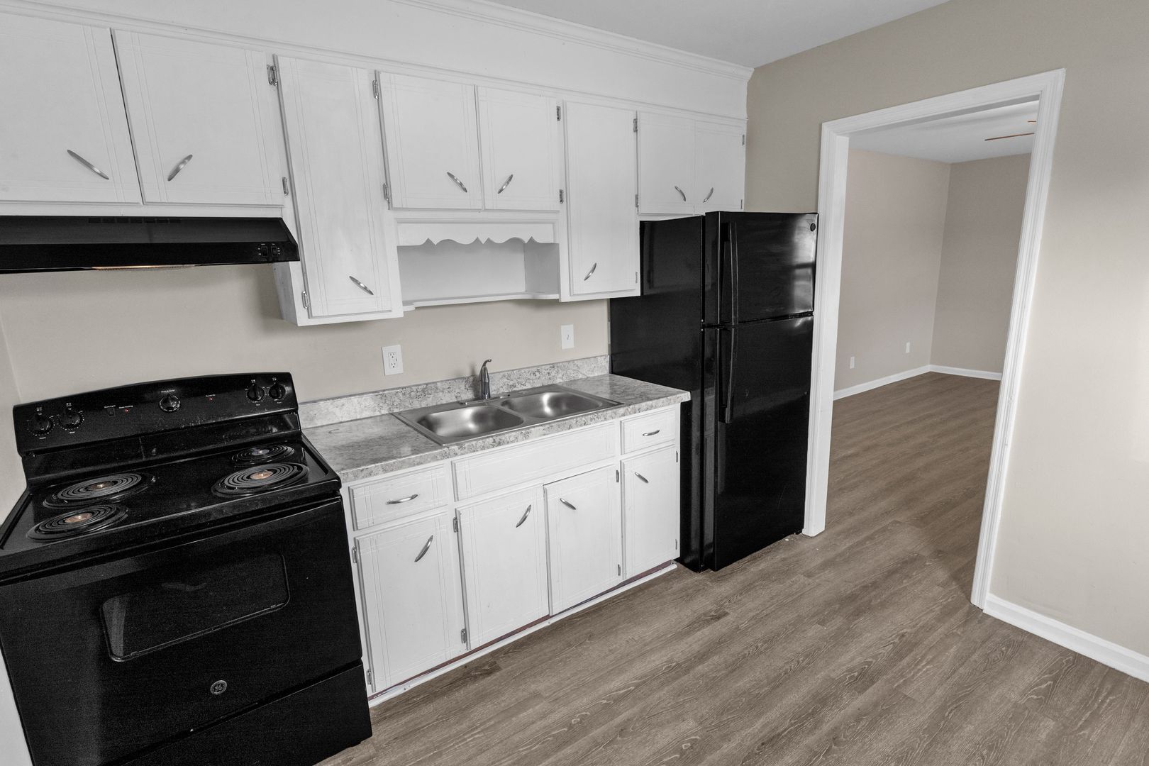 Cozy 2 bedroom in West Columbia comfort and convenience (($250.00 off first months rent)) July special 10 of 10