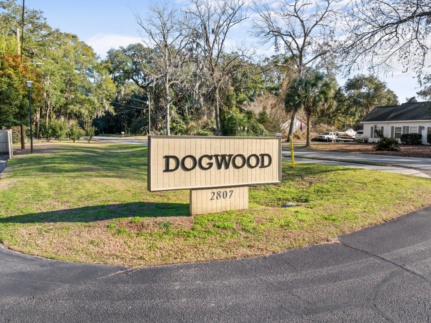 Beaufort Apartment: 2807 Waddell Road