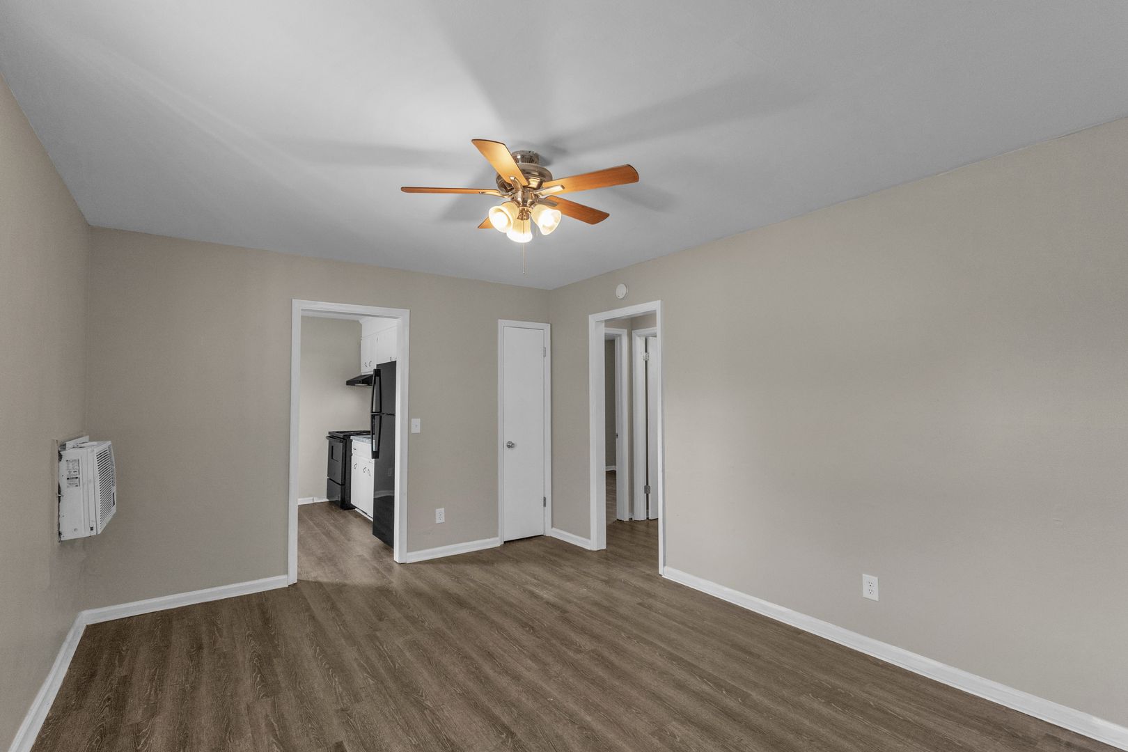 Cozy 2 bedroom in West Columbia comfort and convenience (($250.00 off first months rent)) July special 4 of 10