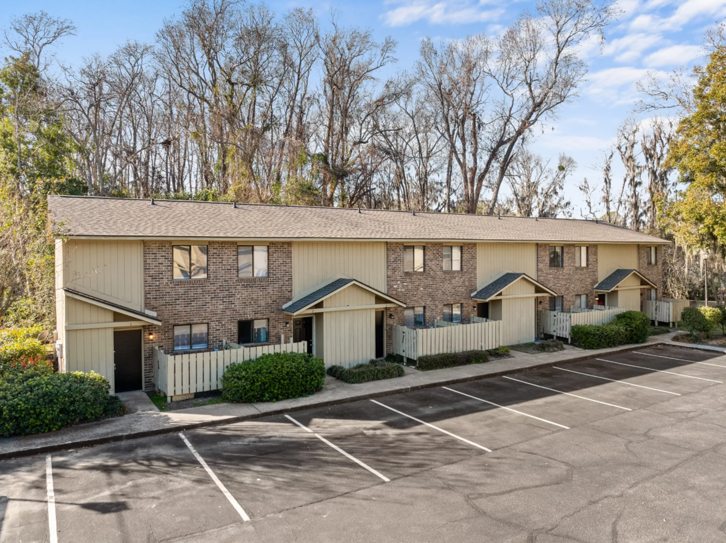 Beaufort Apartment: 2807 Waddell Road