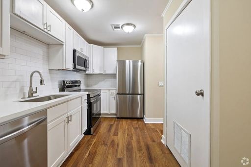 ✨ The Vue Apartments – WALK TO FSU! ✨ FURINISHED Fall Special: $0 Application Fee + 1 Month FREE Rent! – photo 1