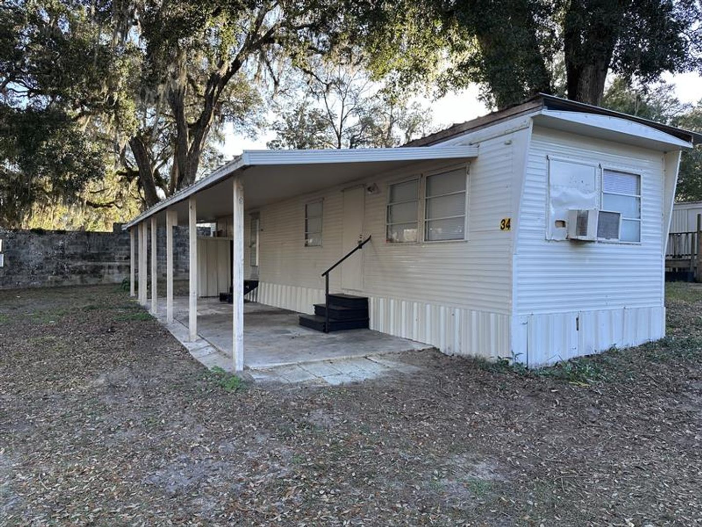 Brooksville Apartment: 11811 N Broad Street
