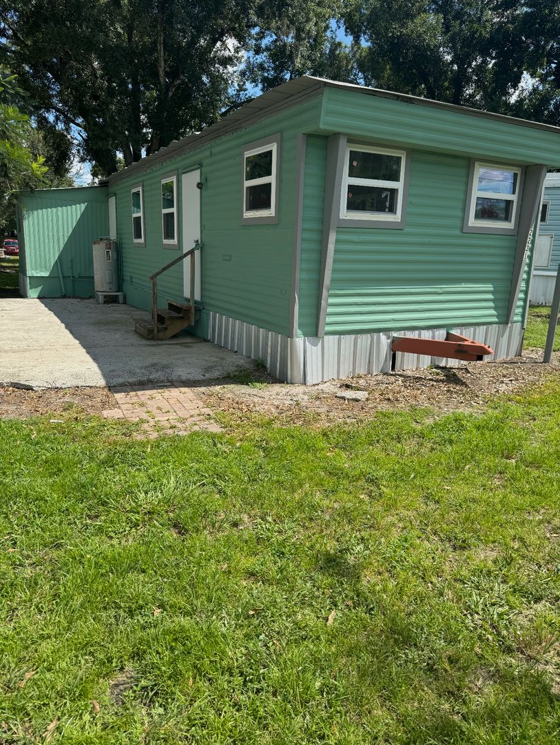 Lakeland Apartment: Yeats MHP