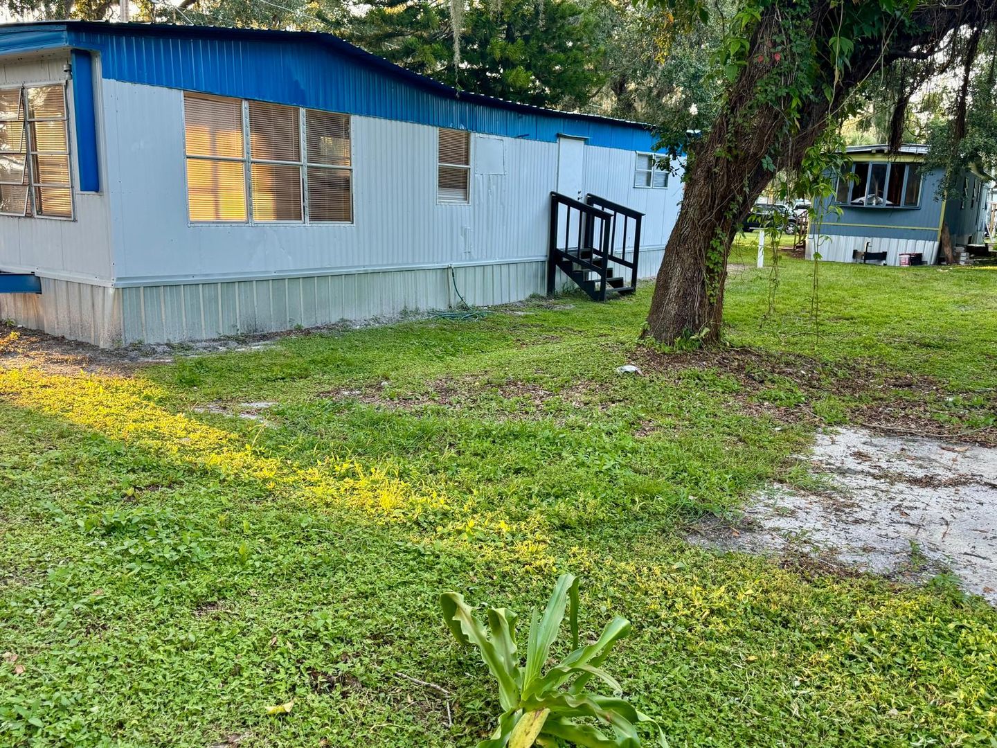 Gibsonton Apartment: Whispering Waters Way