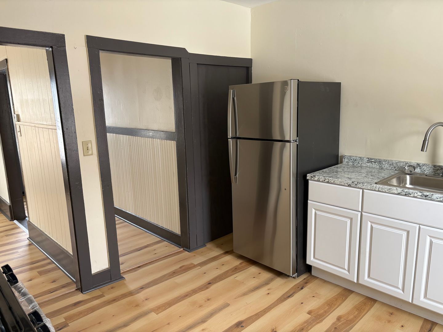 North Adams Apartment: 297 River St