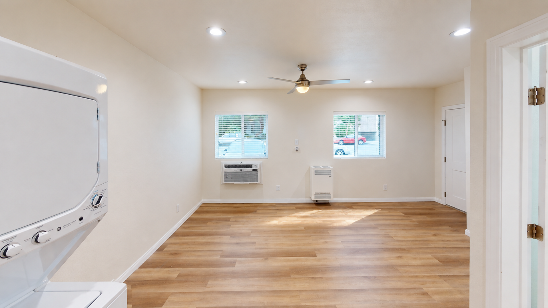 Los Angeles Apartment: 12240 Pacific Ave