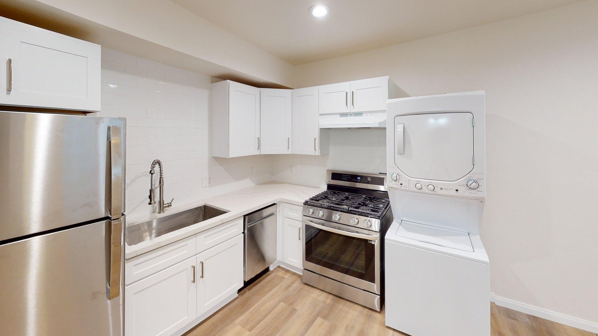 Los Angeles Apartment: 12240 Pacific Ave