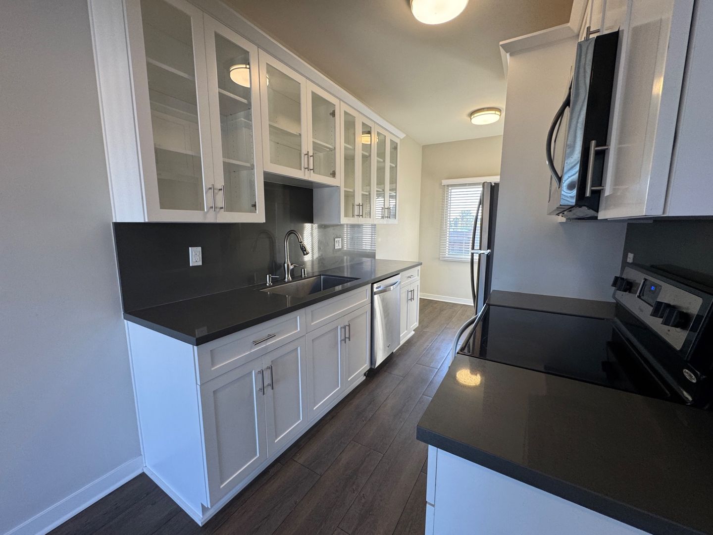 Culver City Apartment: 5650 Windsor Way