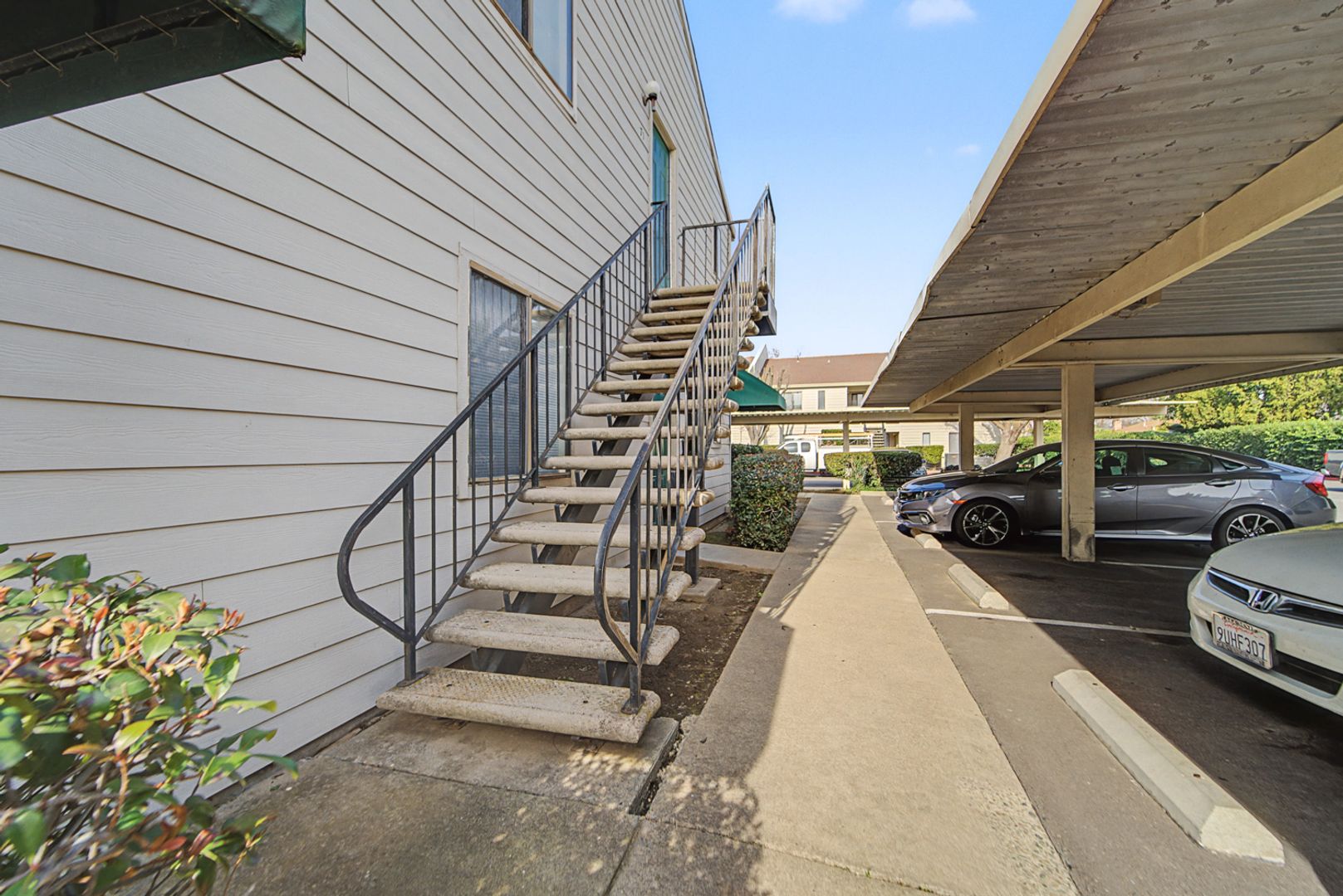Yuba City Apartment: 1290 Northgate Dr #1-100