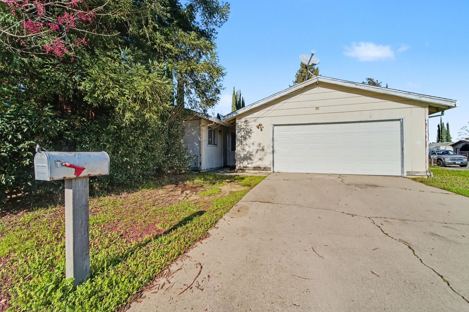 Yuba City Apartment: 1650 Timberwood Dr/1231 Forestwood Dr