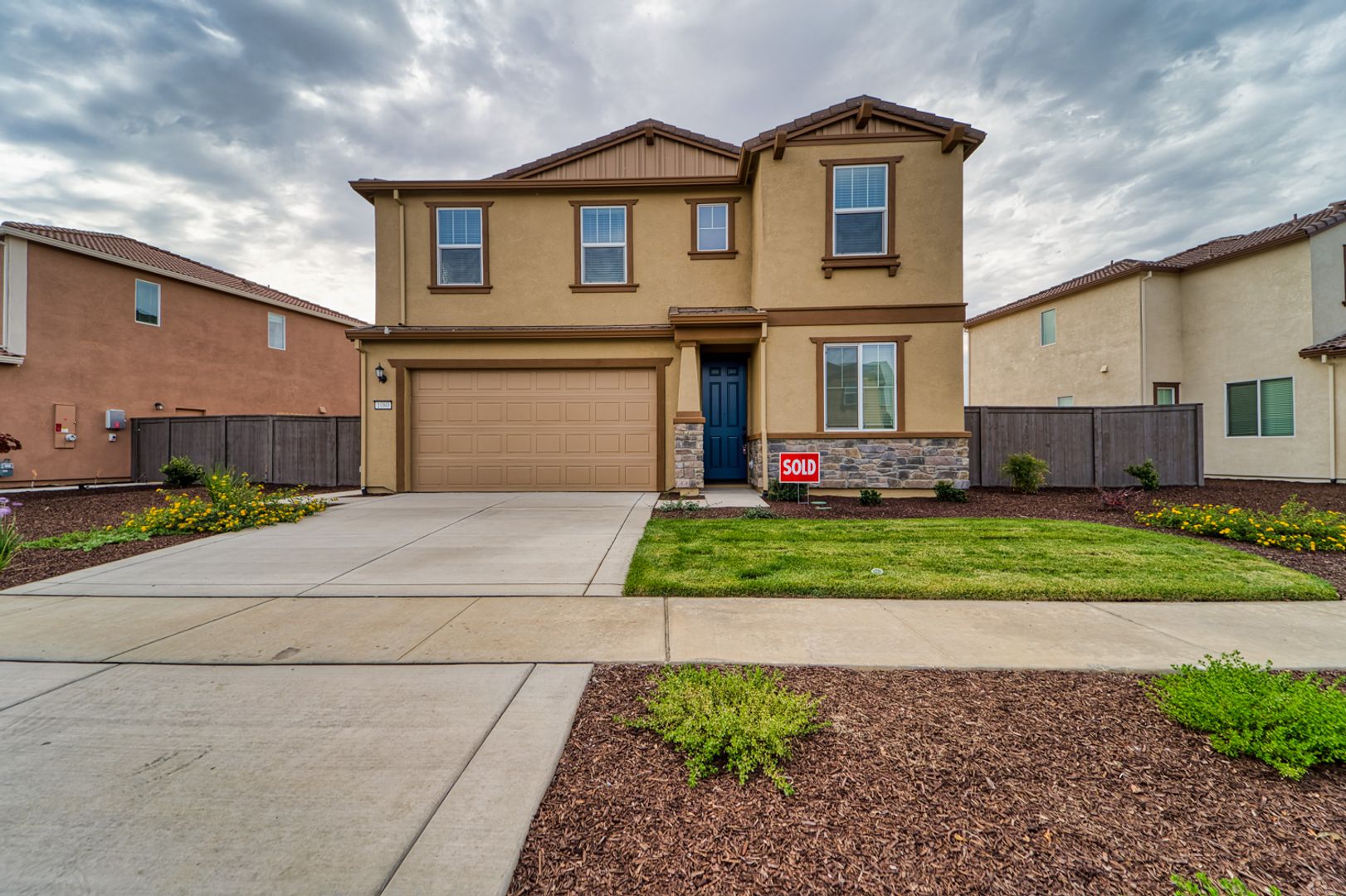 Plumas Lake House: 1080 Lost Creek Ranch Dr