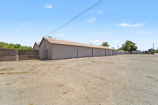 2,400 Sq Ft Commercial Shop on ¼ Acre – Secure, Well-Lit, and Ready for Use – photo 1