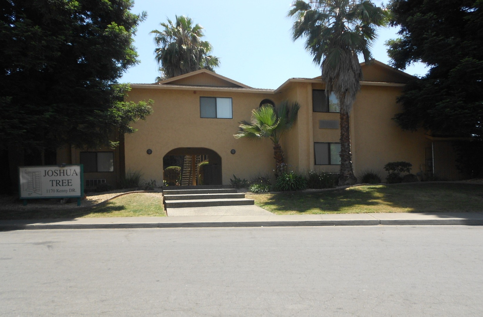 Yuba City Apartment: 1170 Kenny Dr #1-40 Joshua Tree Apartments