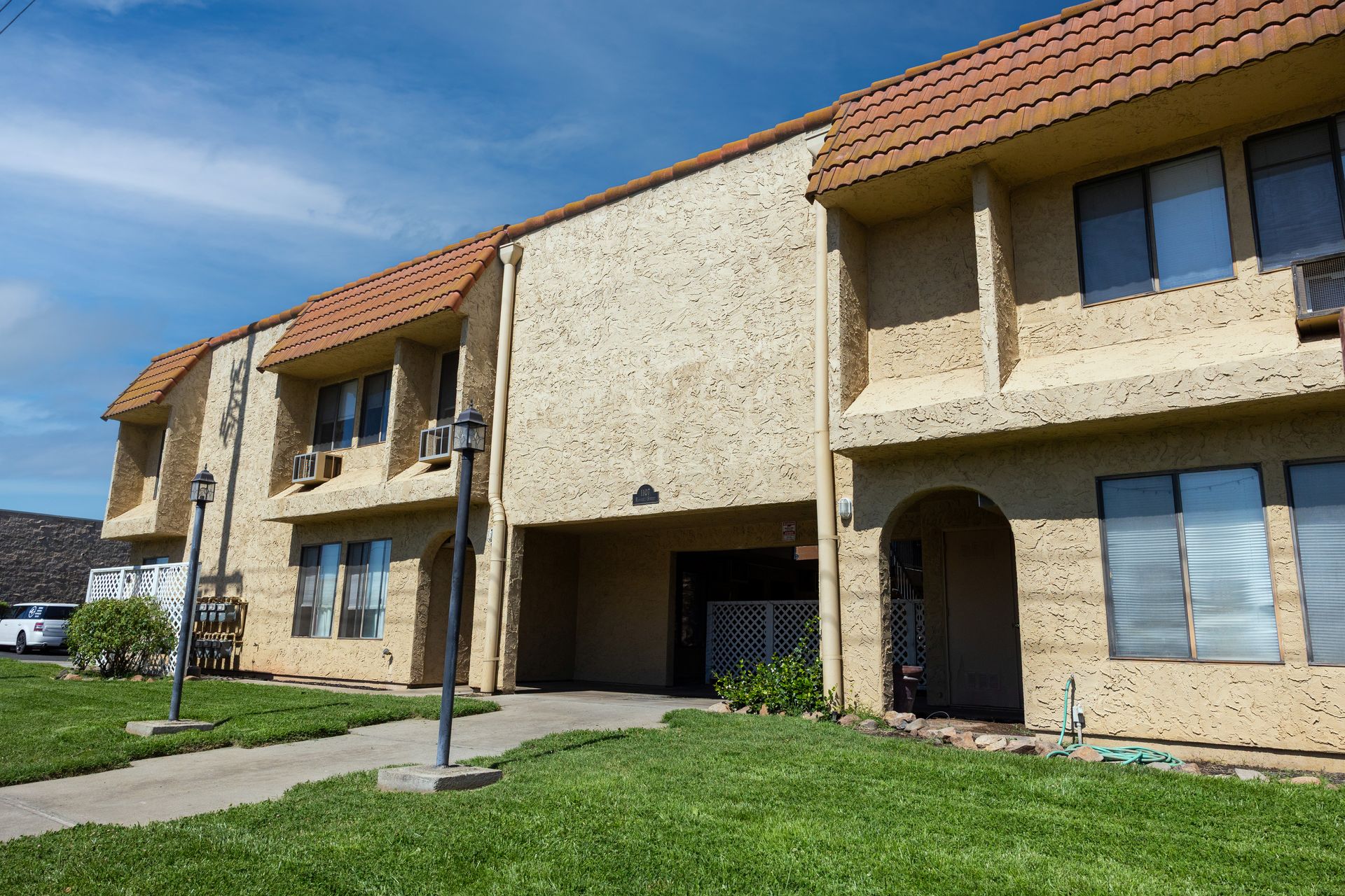 Marysville Apartment: 1101/1107 Ramirez St
