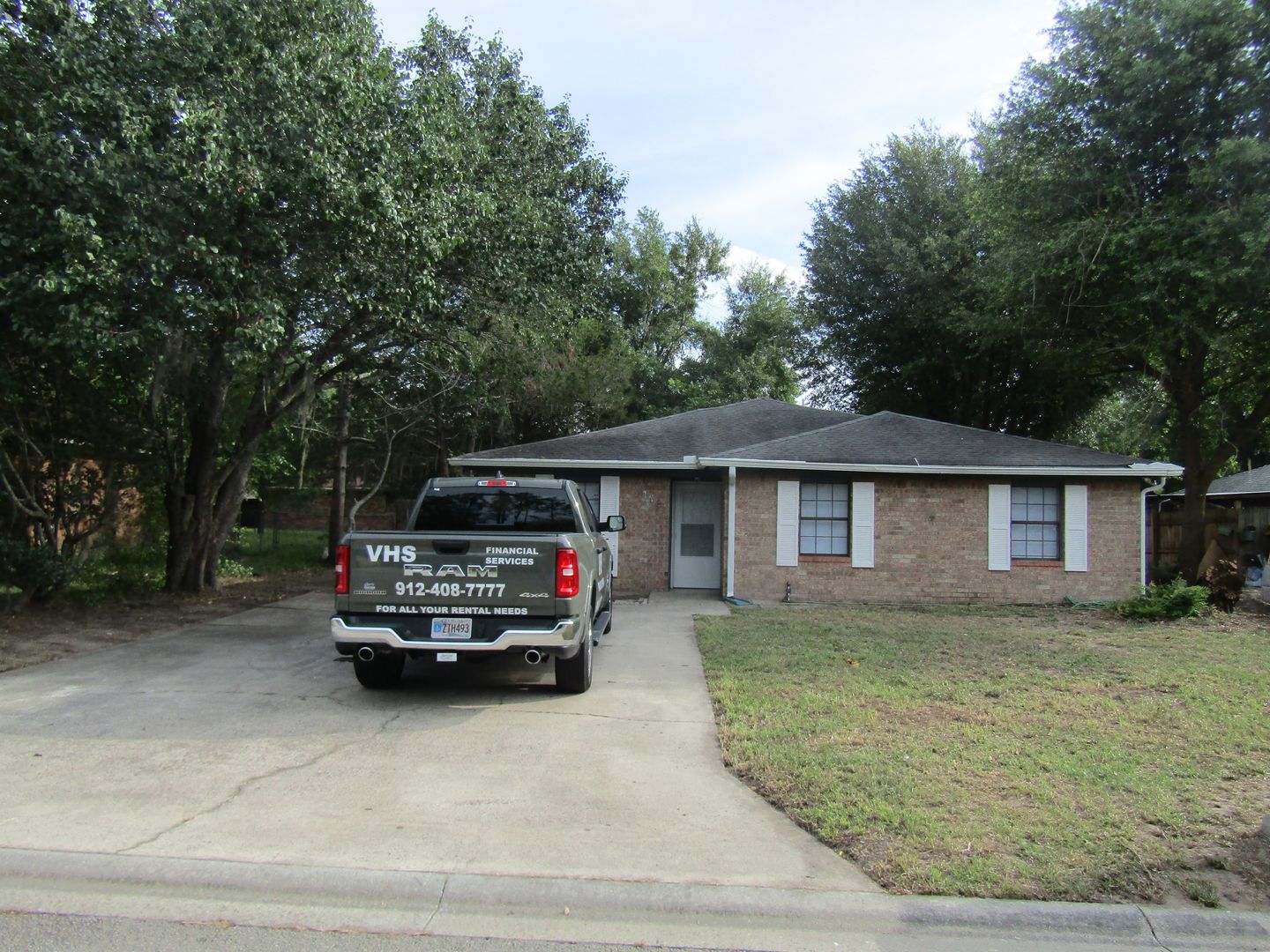 Hinesville House: 255 Garden Circle