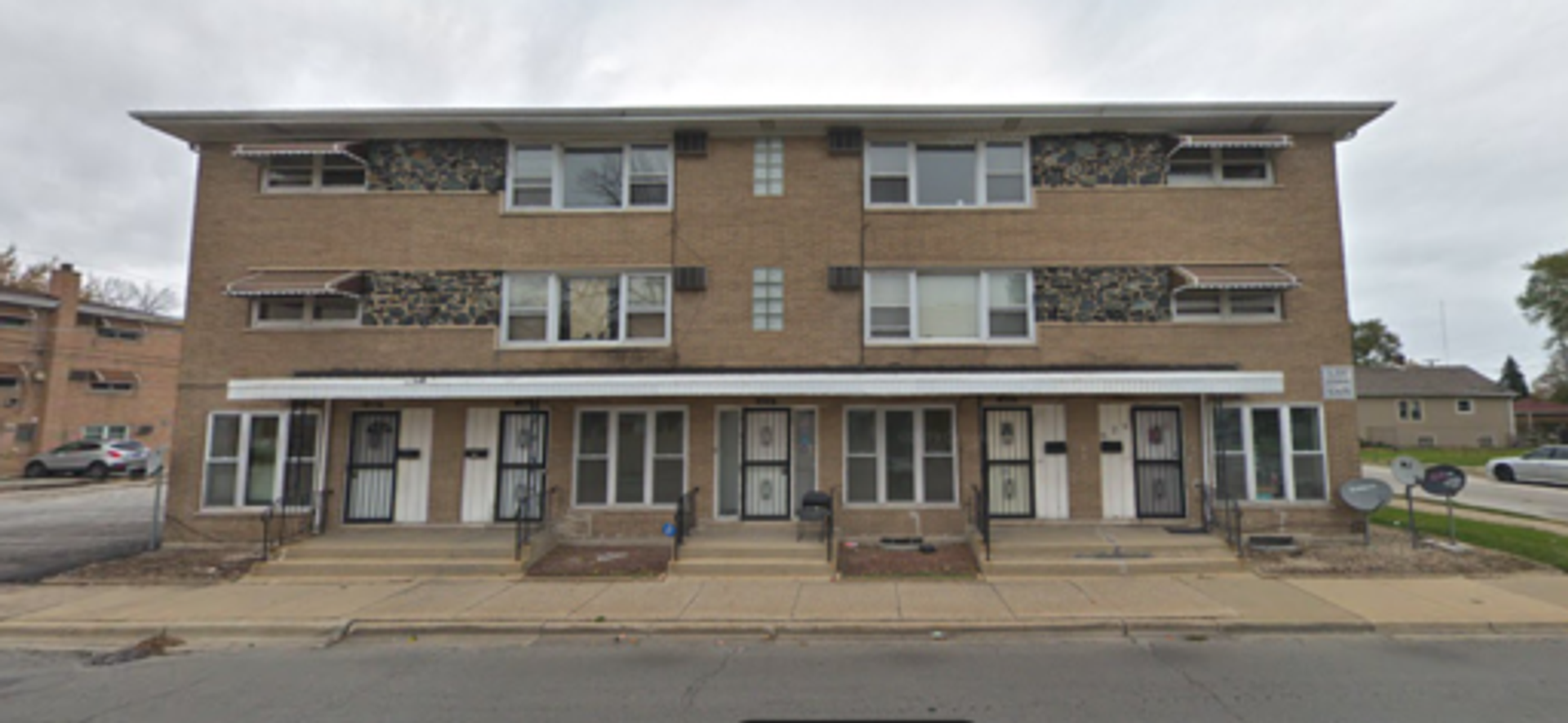 Calumet City Apartment: 620-628 Sibley Blvd.