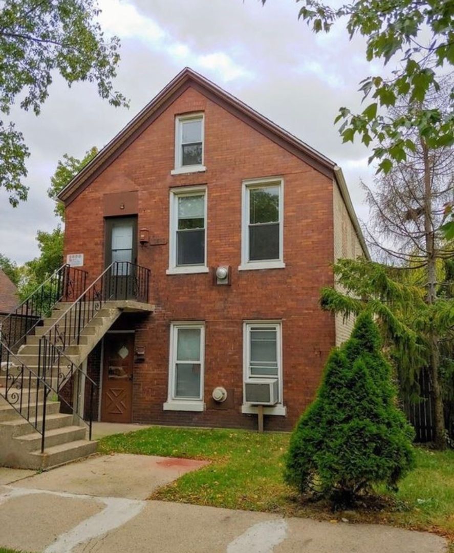 Chicago Apartment: 10840 S. Avenue N.
