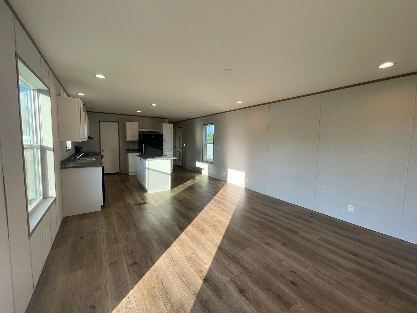 Greenwood Apartment: 503 East Main Street