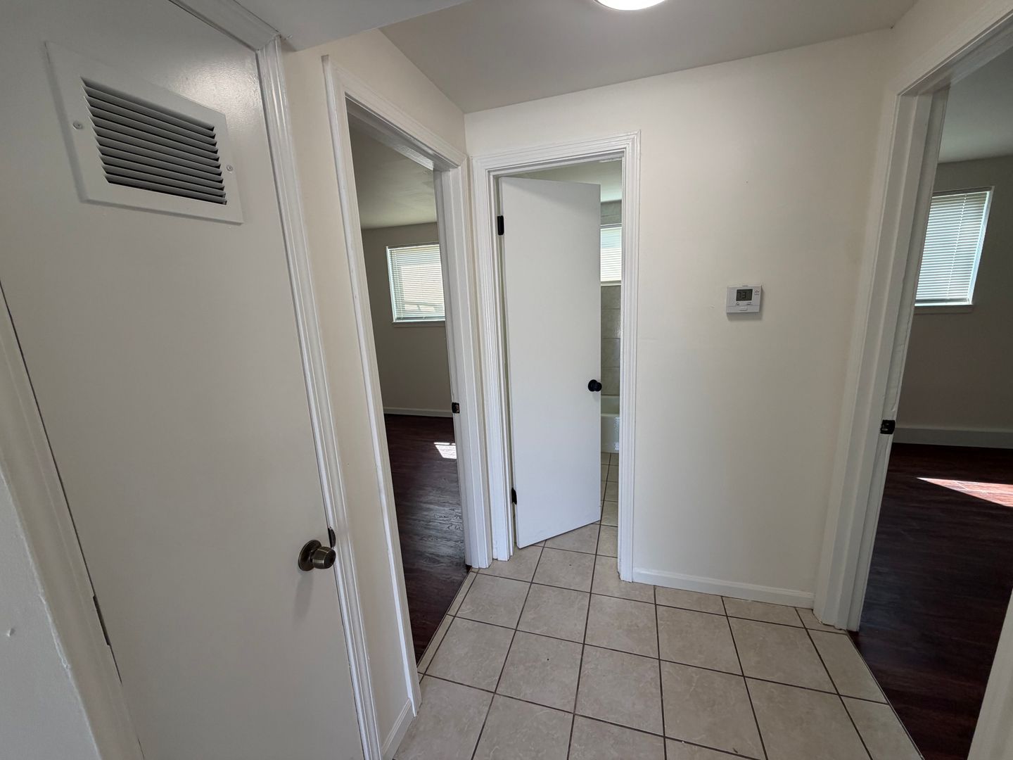 5701 N Northwood Road 9 of 12