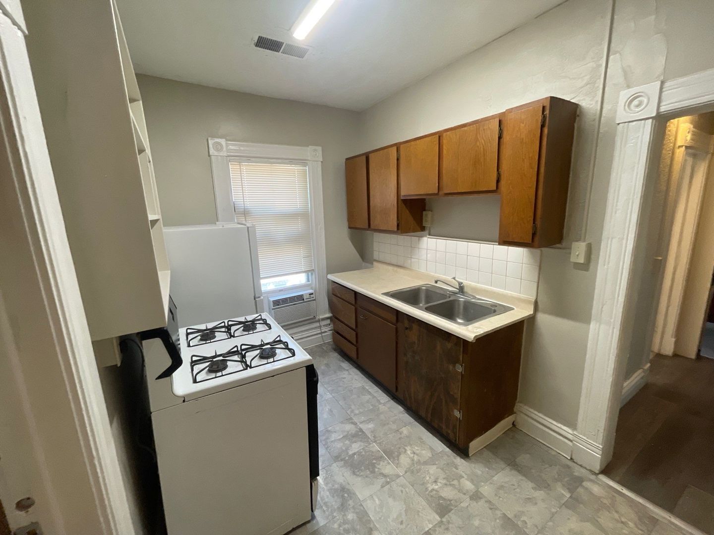 318 North 17th Street 7 of 8