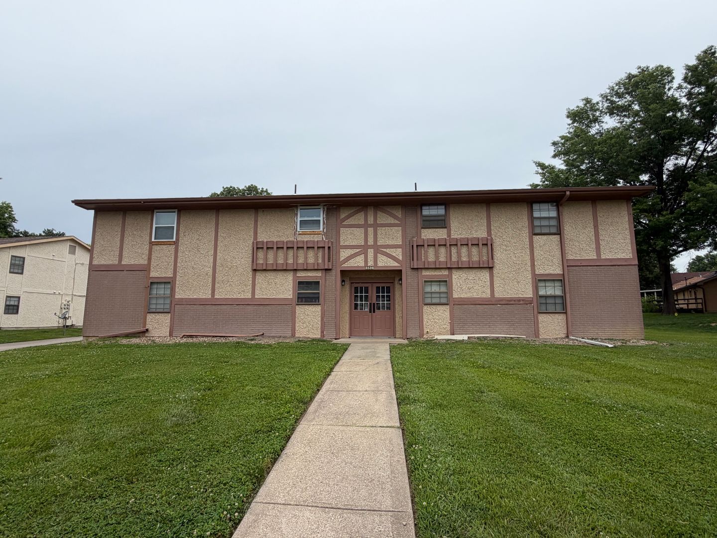 Leavenworth Apartment: 3536 Tudor Dr