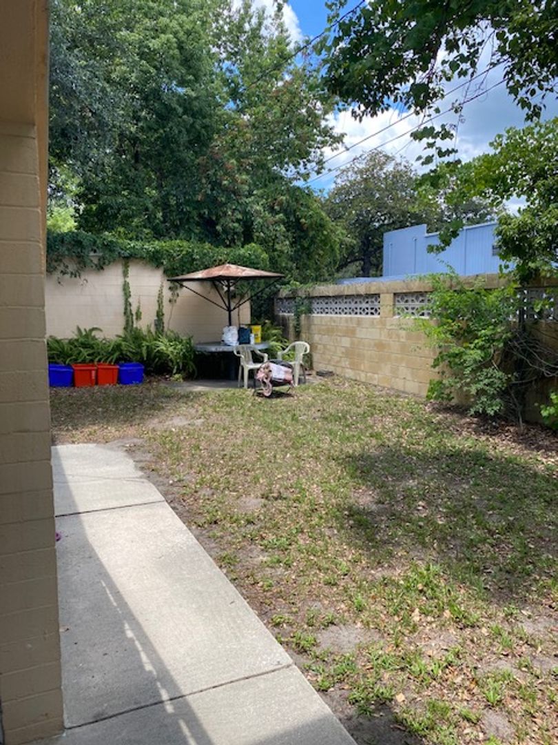 Gainesville Apartment: 1103 A-D NW 4th St