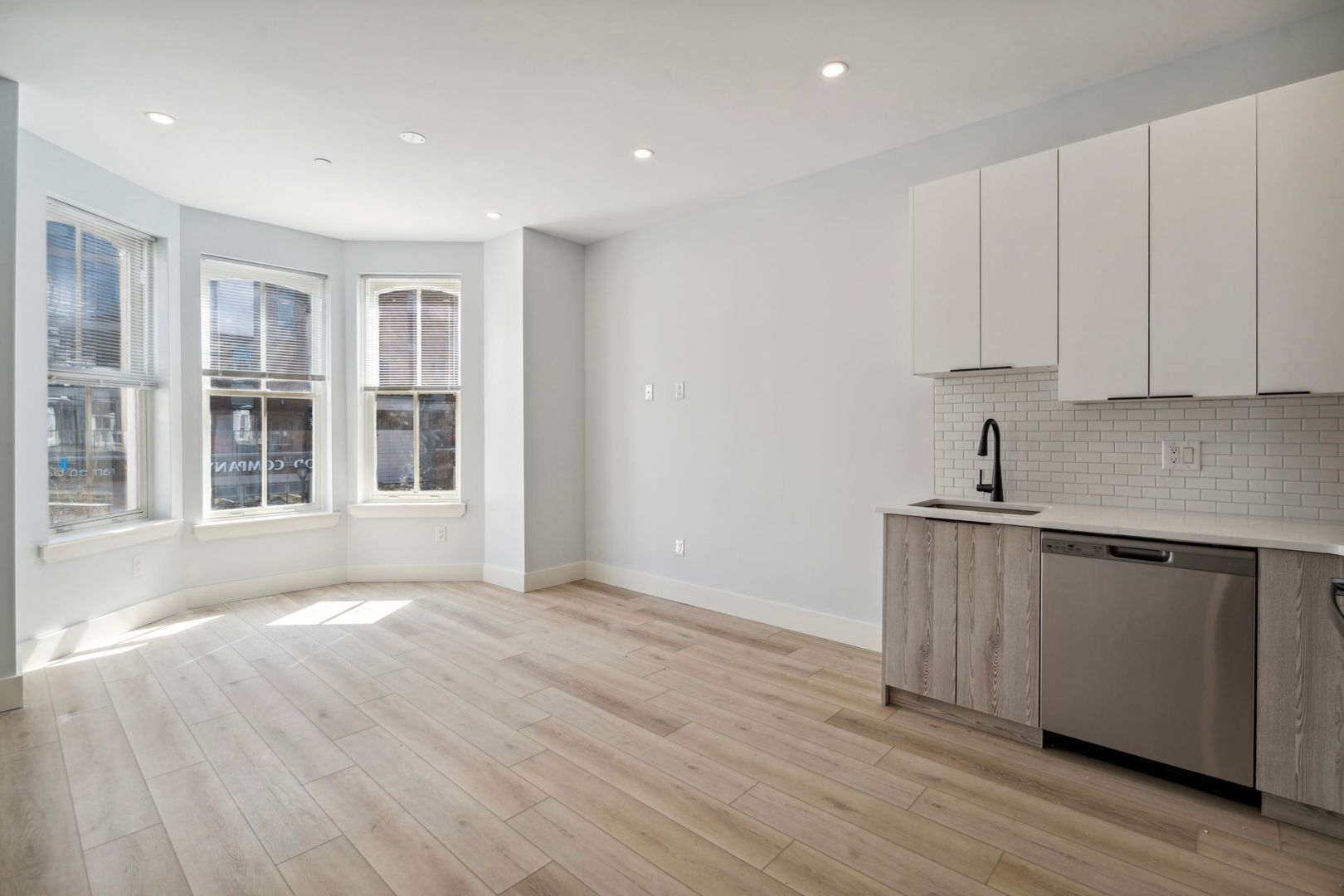 Philadelphia Apartment: 3439 Lancaster Avenue