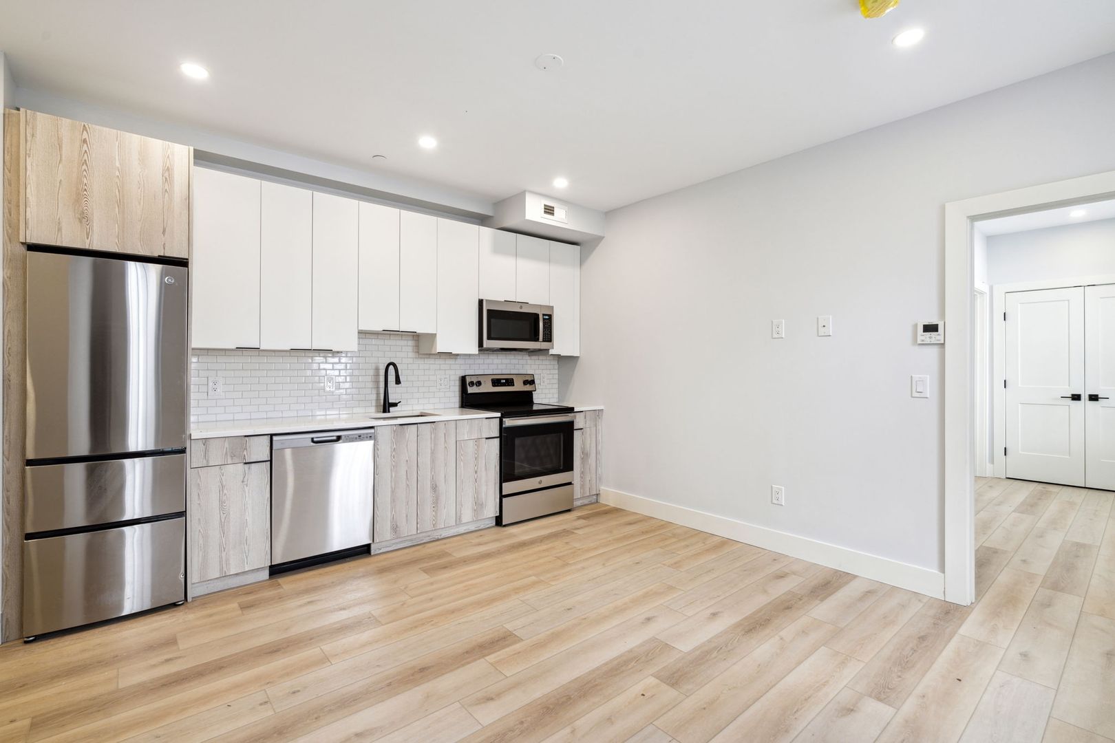 Philadelphia Apartment: 3439 Lancaster Avenue