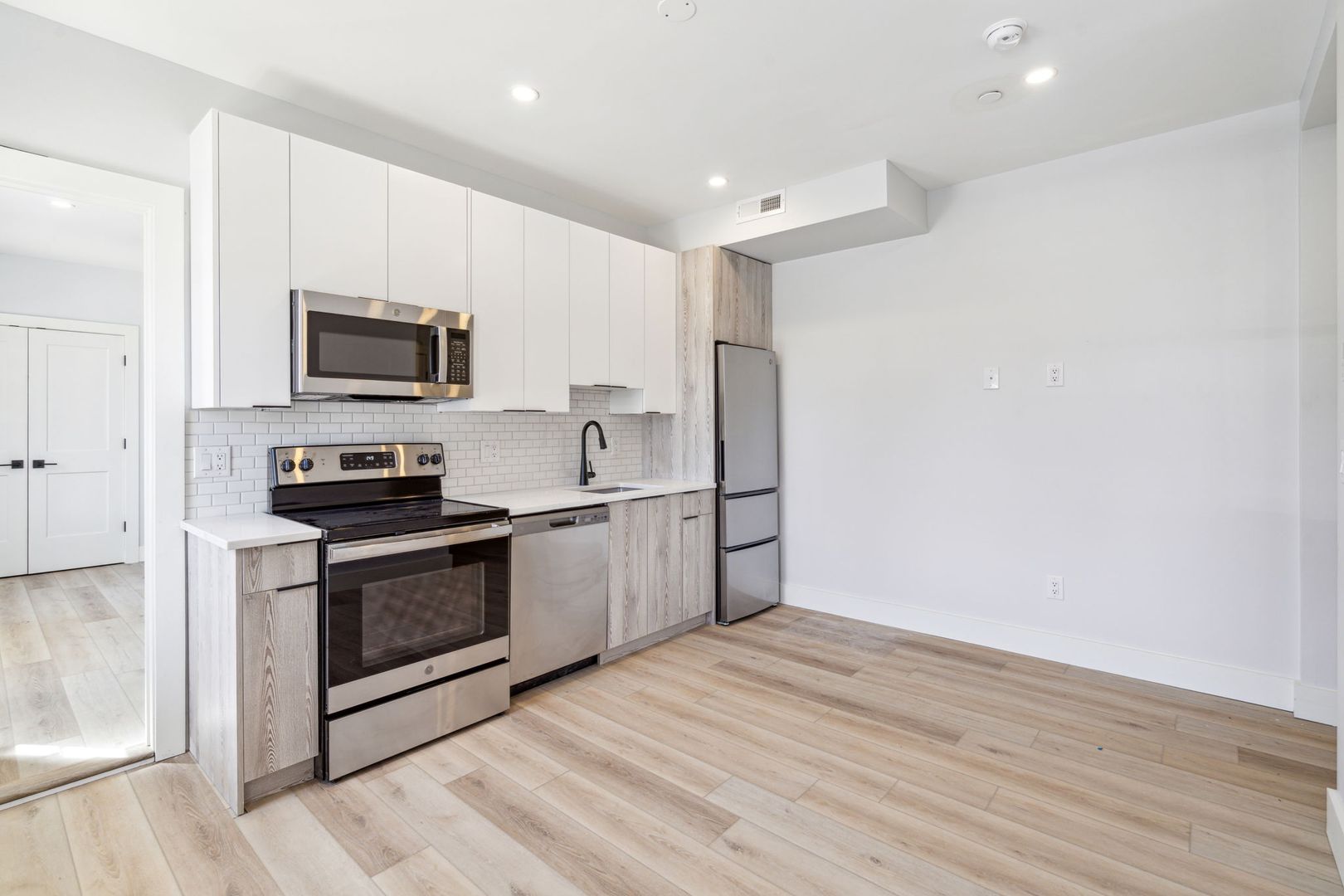 Philadelphia Apartment: 3439 Lancaster Avenue
