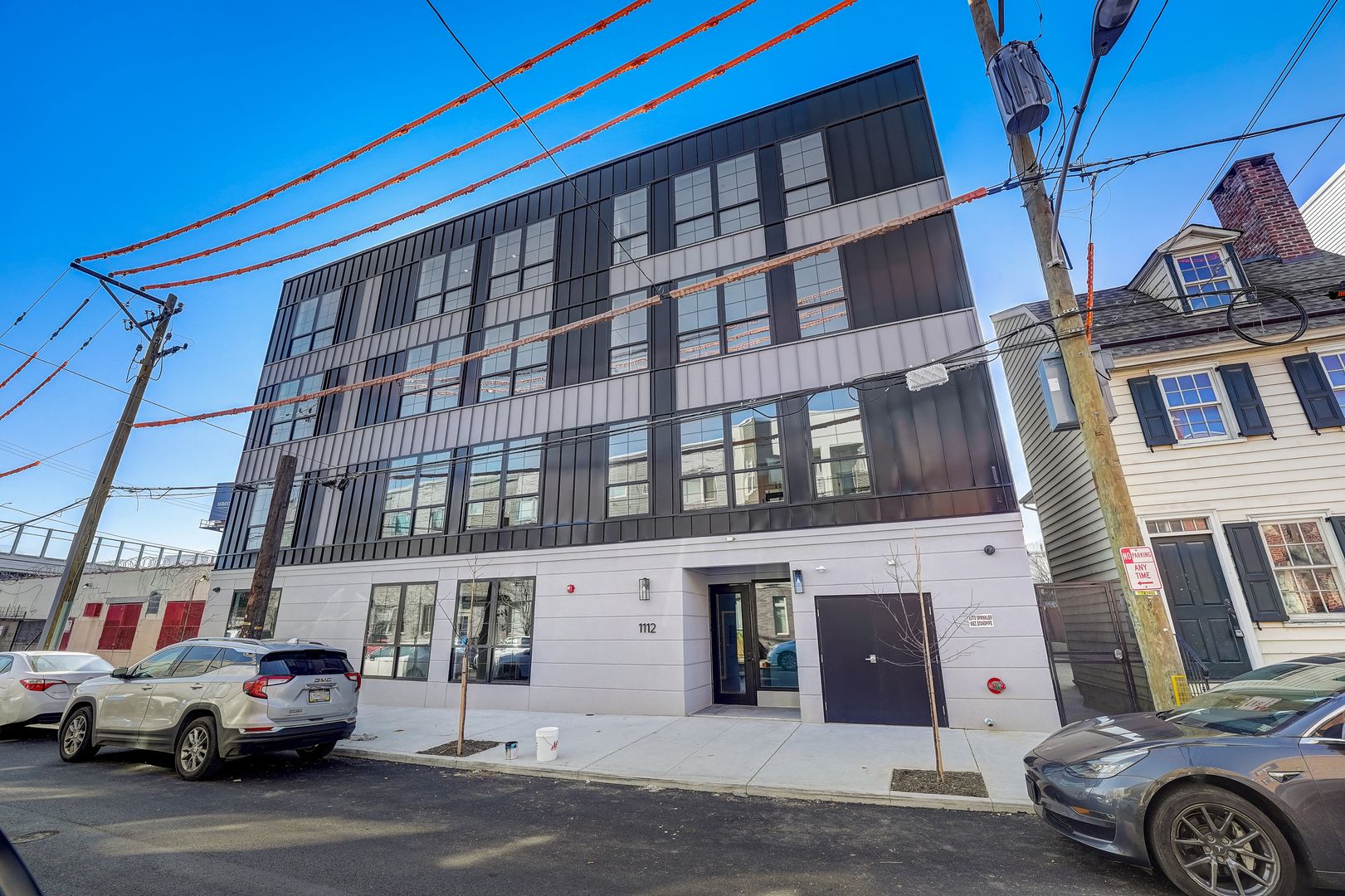 Philadelphia Apartment: 1112 E Berks St