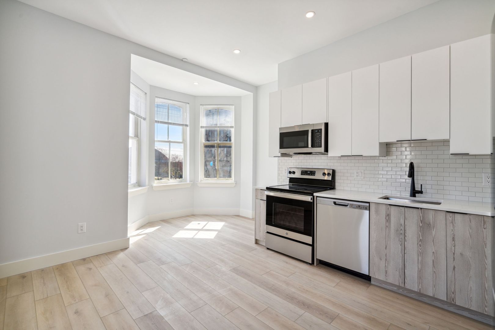 Philadelphia Apartment: 3439 Lancaster Avenue
