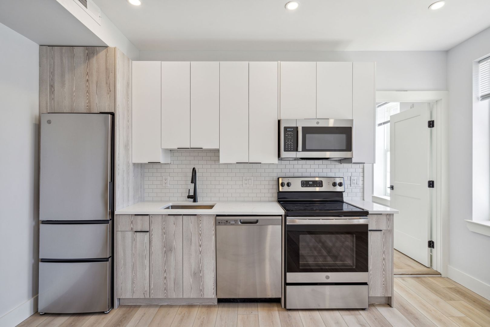 Philadelphia Apartment: 3439 Lancaster Avenue