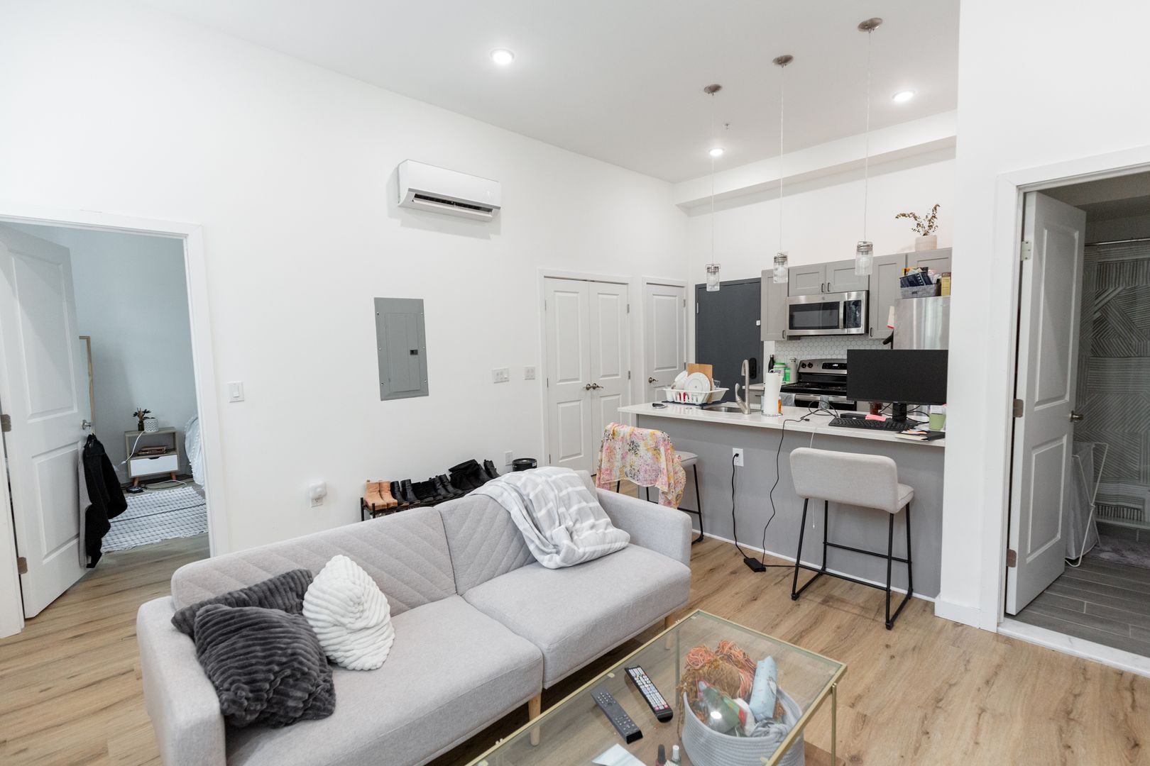 Philadelphia Apartment: 3945 Lancaster Ave