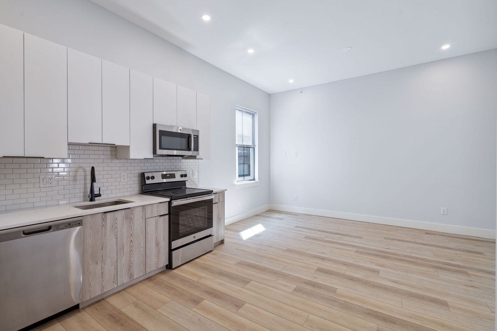 Philadelphia Apartment: 3439 Lancaster Avenue
